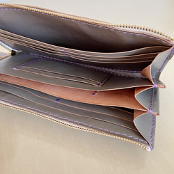 革のL字ファスナー長財布　大容量　スムースレザー　ツルッとした革　グレー　通帳も入る財布 7枚目の画像