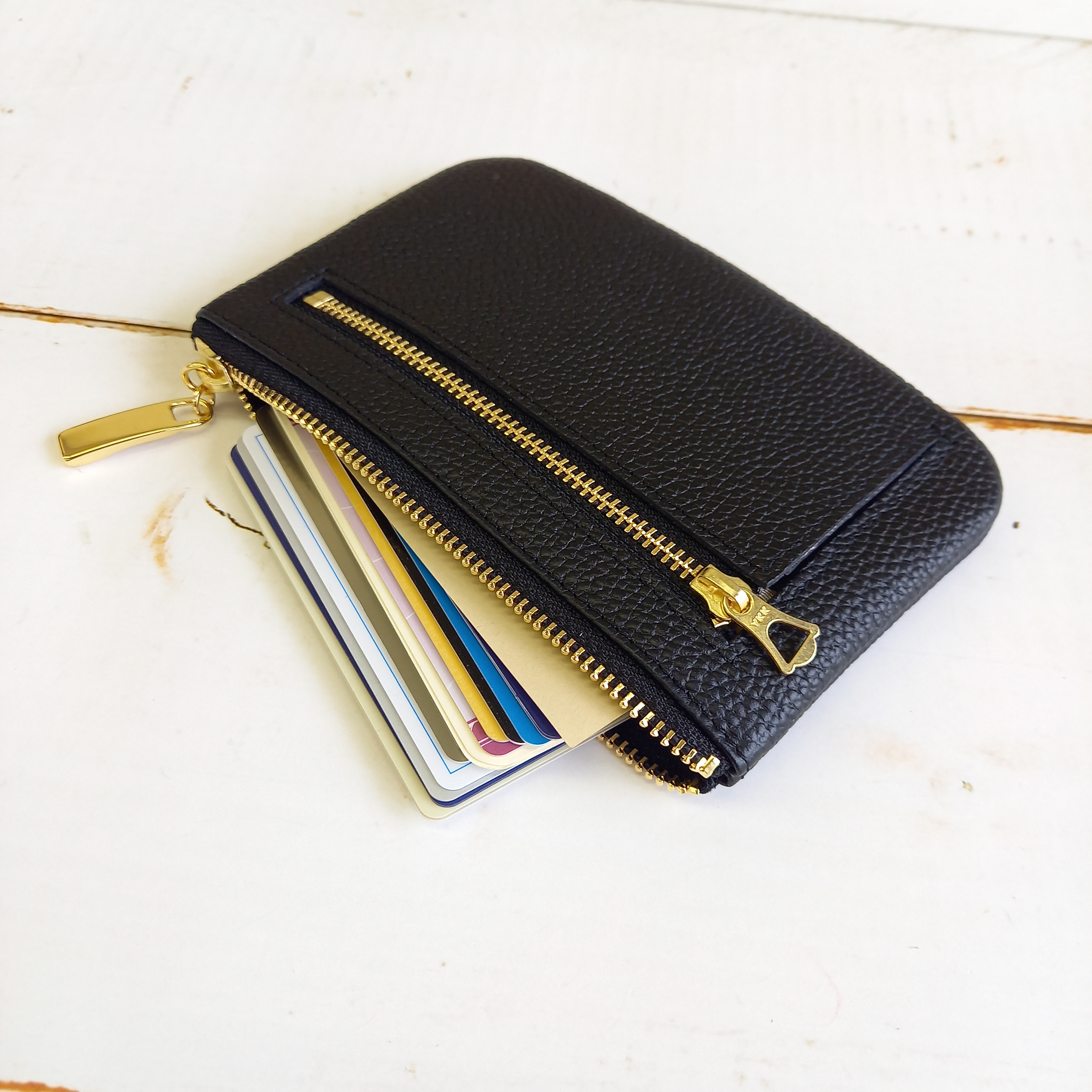 ミニ財布にもなる本革マルチケース(レッド)お財布、カードケース、用途いろいろ！高級イタリアンレザー◇かわつむ