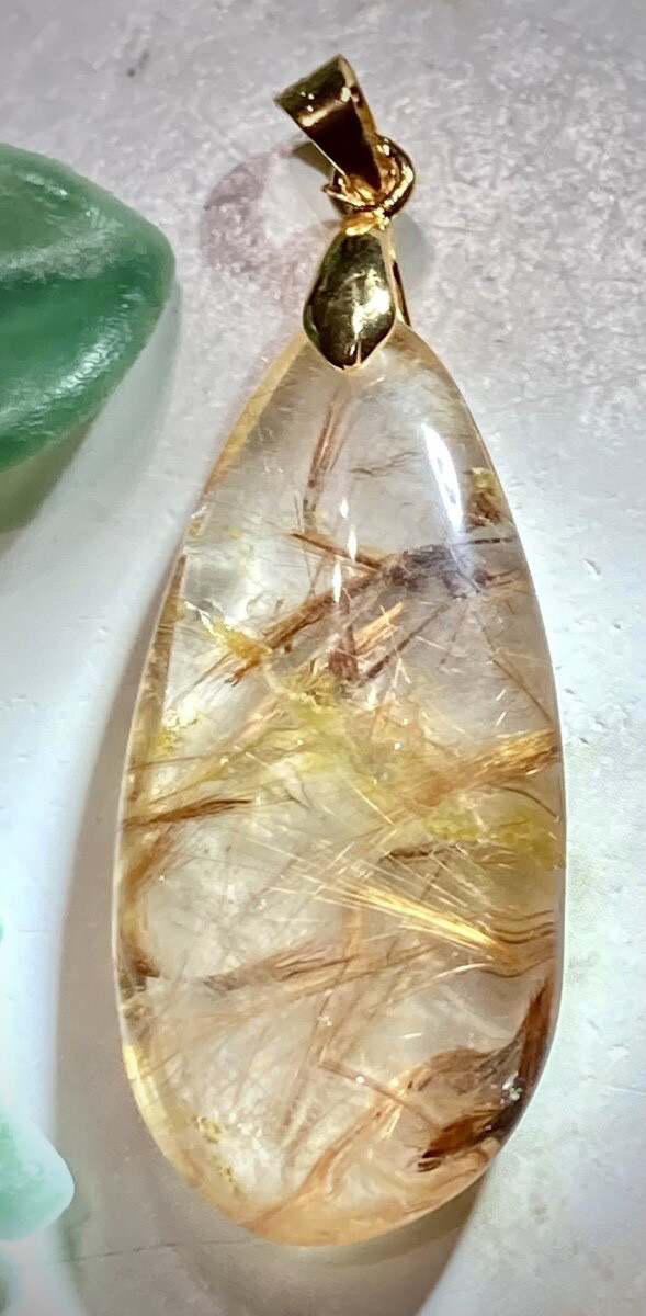 タイチン✨　ゴールド ルチルクォーツ　ペンダントトップ　原石