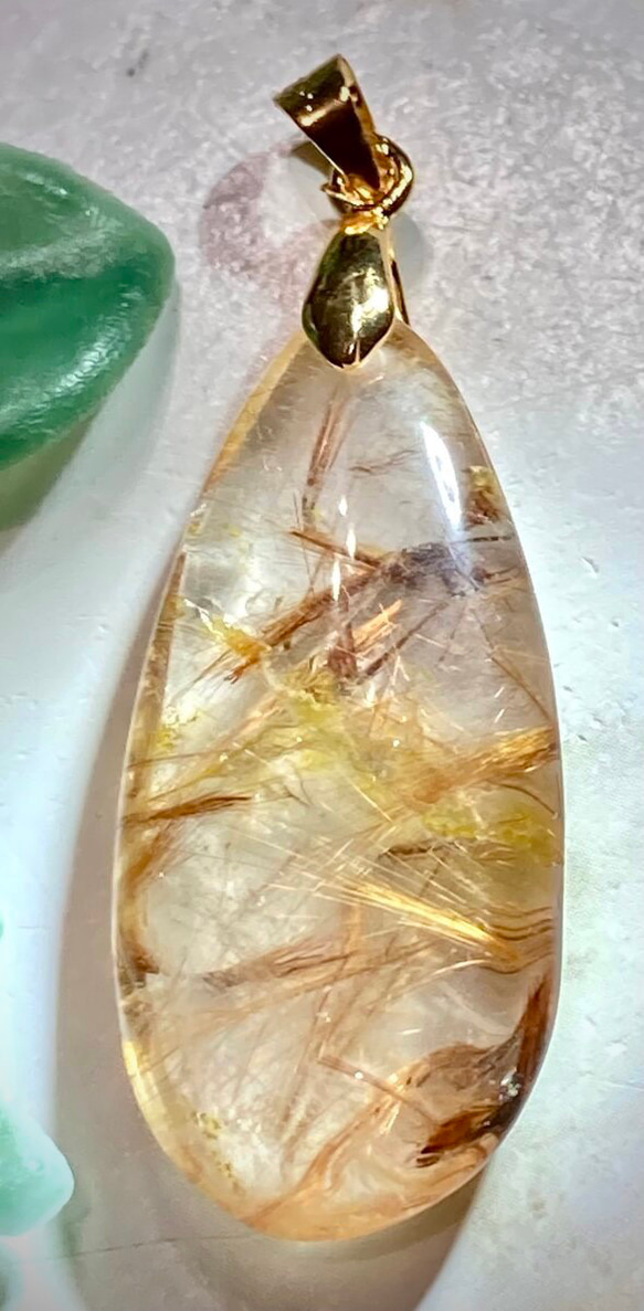 タイチン✨ゴールド ルチルクォーツペンダントトップ原石NEIL YOUNG