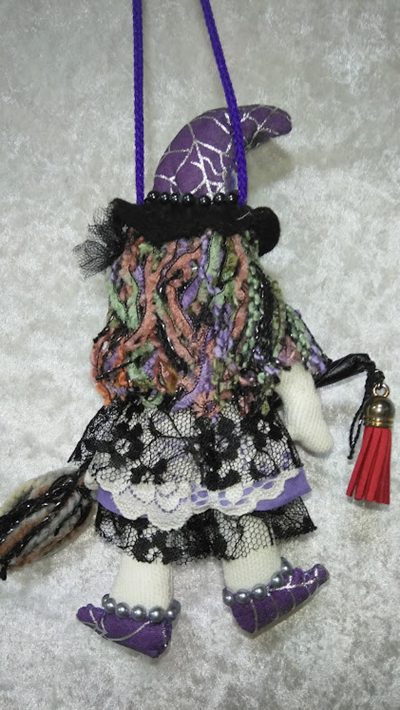 『紫ミニ魔女さん』ハロウイン　オーナメント 　ホウキ　オシャレ創作人形　プレゼント 10枚目の画像