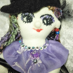 『紫ミニ魔女さん』ハロウイン　オーナメント 　ホウキ　オシャレ創作人形　プレゼント 2枚目の画像