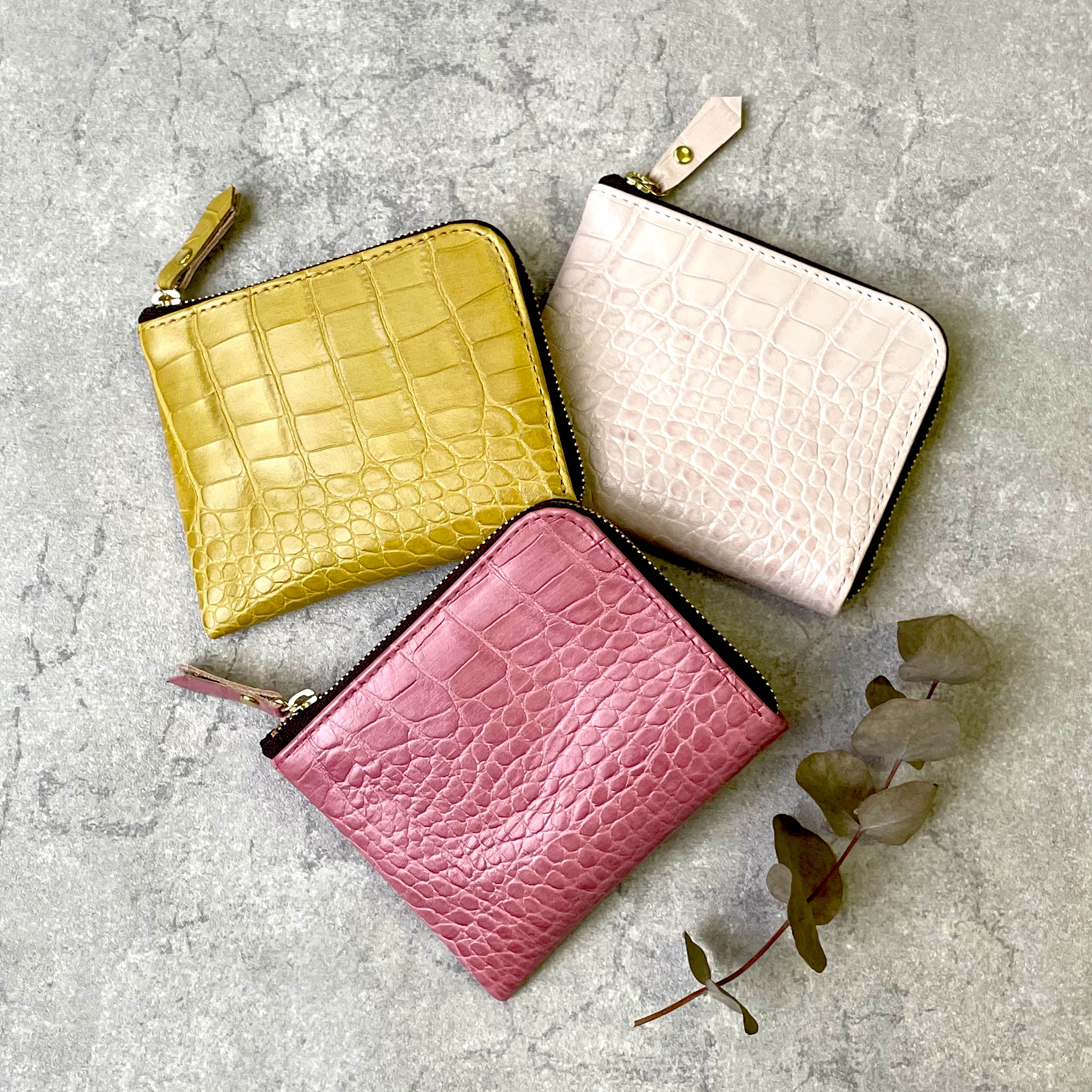 牛革のスリムなミニ財布　Ｌ字型クロコダイル型押し　6色