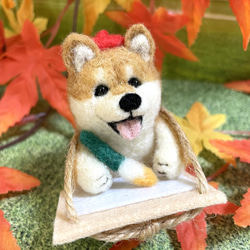 芸術の秋お絵描きに夢中な柴犬ちゃん羊毛フェルト 2枚目の画像