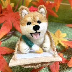 芸術の秋お絵描きに夢中な柴犬ちゃん羊毛フェルト 1枚目の画像