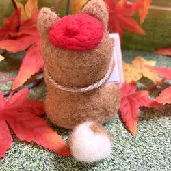 芸術の秋お絵描きに夢中な柴犬ちゃん羊毛フェルト 5枚目の画像