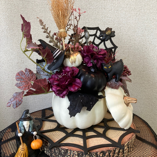 シックなハロウィンリース （大人シックなハロウィンリース 白い