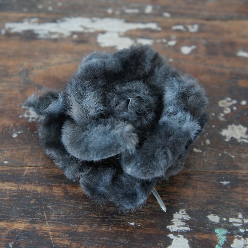 CHANEL カメリアコサージュ ファー 希少品 【公式通販】