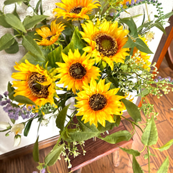 ひまわりの花束　インテリア　アーティフィシャルフラワー　母の日　贈り物　サマーウェディング 2枚目の画像
