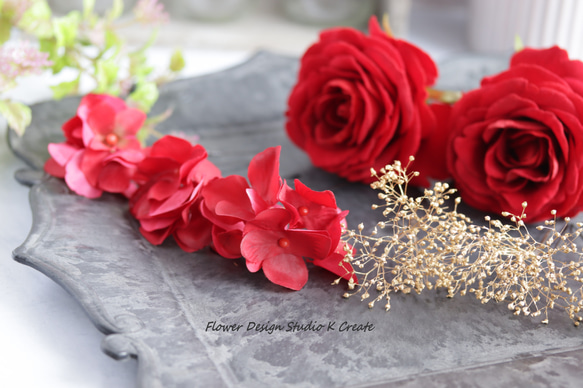 赤い薔薇とブラックベリーのヘッドドレス　美女と野獣　ウェディング　赤　バラ　薔薇　結婚式　発表会　髪飾り 6枚目の画像