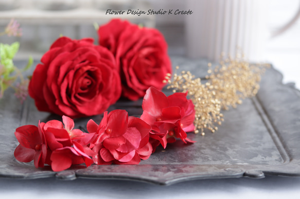 赤い薔薇とブラックベリーのヘッドドレス　美女と野獣　ウェディング　赤　バラ　薔薇　結婚式　発表会　髪飾り 7枚目の画像