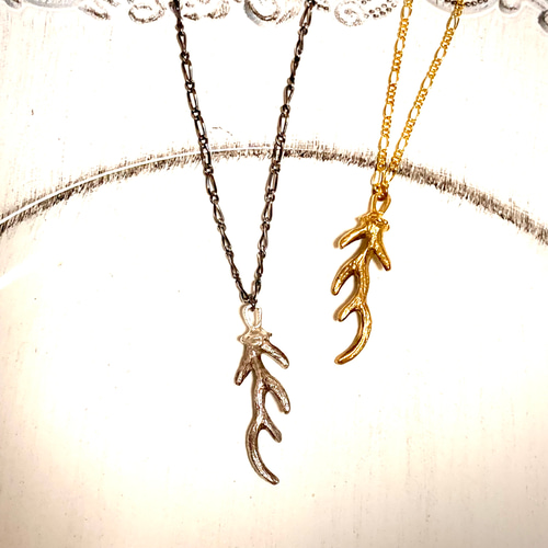 鹿の角モチーフのネックレス(S)／シルバー製 ネックレス・ペンダント