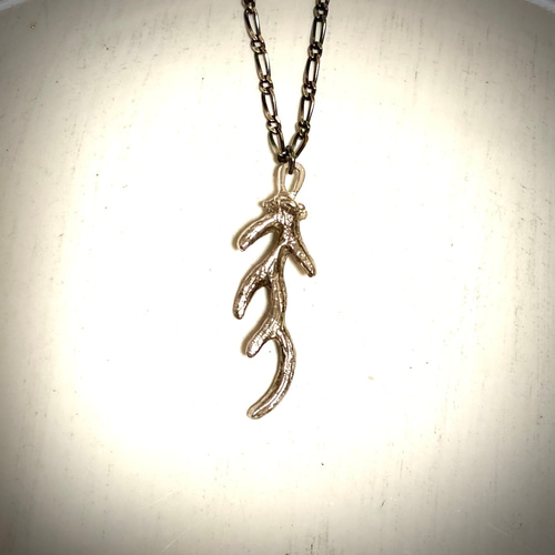 鹿の角モチーフのネックレス(S)／シルバー製 ネックレス・ペンダント