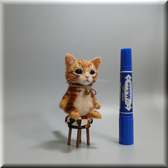 楽天 送料無料にならない 羊毛フェルト 猫 お座り茶トラ猫ちゃん チャトラ ねこ ネコ 猫 羊毛フェルト