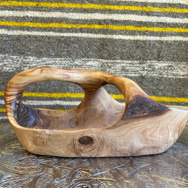 超特大オリーブの木　バスケット 天然芸術品　優雅なたたずまい　約35cm