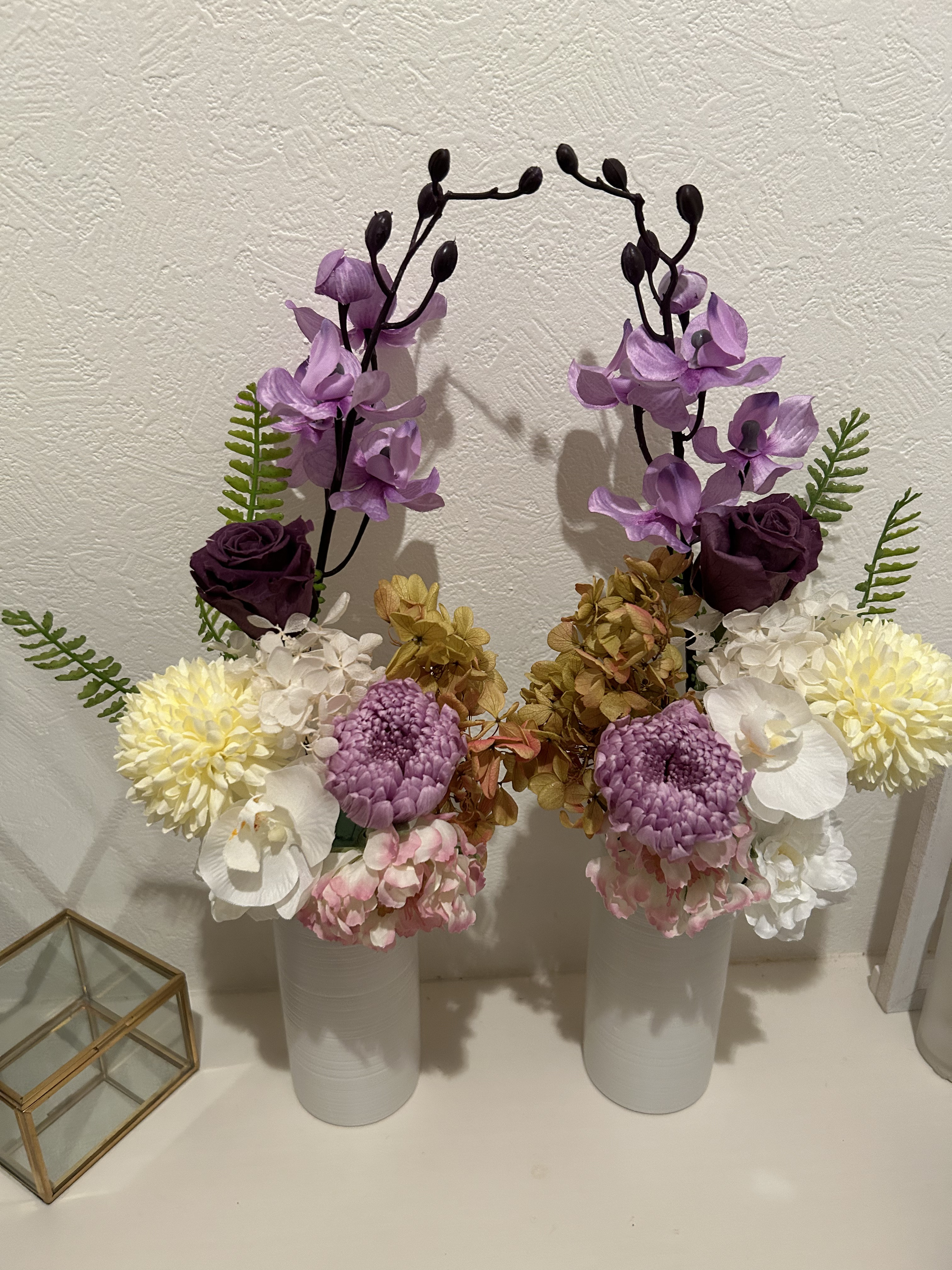 そのまま飾れる　ふんわり華やかなプリザーブドフラワー仏花　一対　供花　お供え　お悔やみ　仏花　お盆　お彼岸