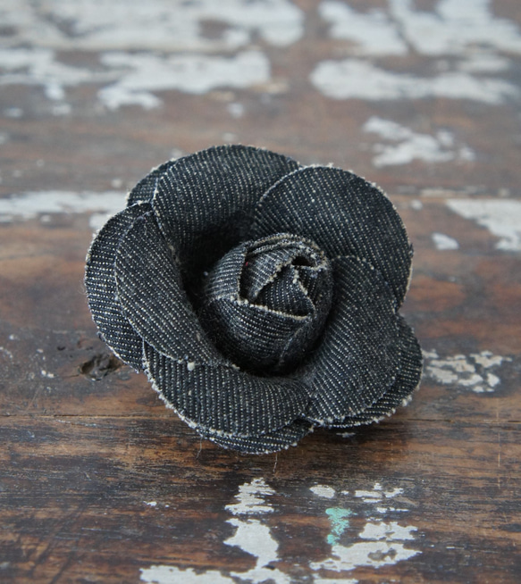 牛仔玫瑰胸花 [黑色]mediumrose dunim black 第2張的照片