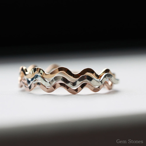 K18/K18PG/Pt900華奢リング】Sazanami ウェーブ 18金 ゴールド 重ね