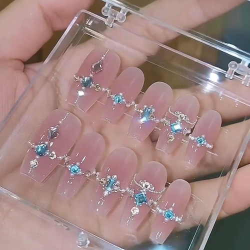 Lilith_nail☆ジェルネイルチップ☆オーダー受付中☆几何ネクレス