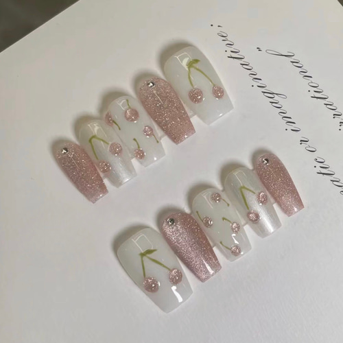 Lilith_nail☆ネイルチップ☆オーダー受付中☆チェリー ネイルチップ