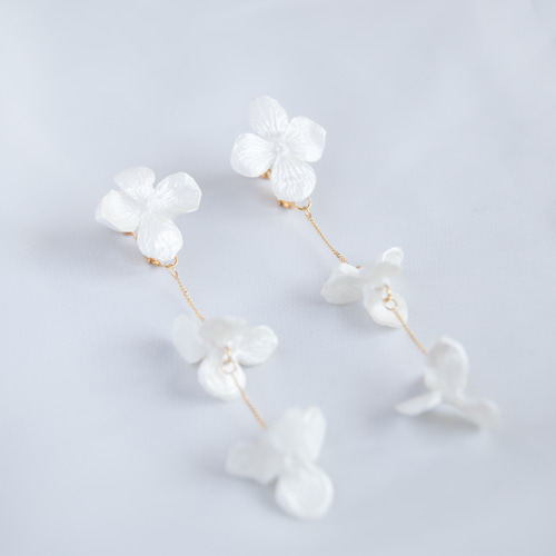 本物紫陽花ピアス・イヤリング 強度○ 本物の紫陽花のピアス イヤリング ウェディングや贈り物