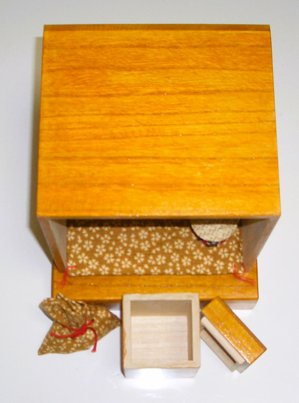 家族庵　思い出小箱２　ミニ仏壇 4枚目の画像