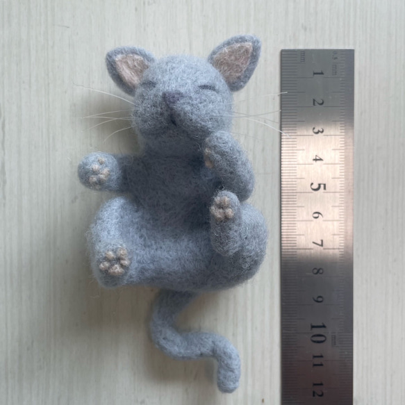 【受注生産】羊毛フエルト リングピロー（ねこさん：ロシアンブルー） 7枚目の画像