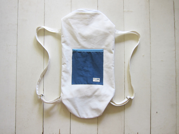 瑜珈袋 可調雙肩手提-白 / 藍灰 (前拉鍊袋) 第2張的照片