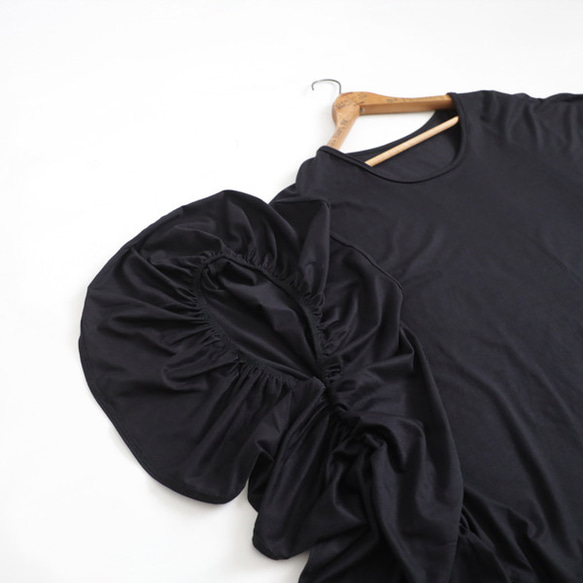 ⁂夏準備ＳＡＬＥ　上質とろみ伸縮Tシャツ カットソー生地　裾フリル　ポンチョ　プルオーバー　トップス　ゆったりR59 4枚目の画像