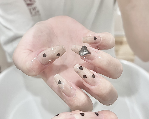 No.67】シンプル♡大人っぽ ハート ネイルチップ 黒 ベージュ