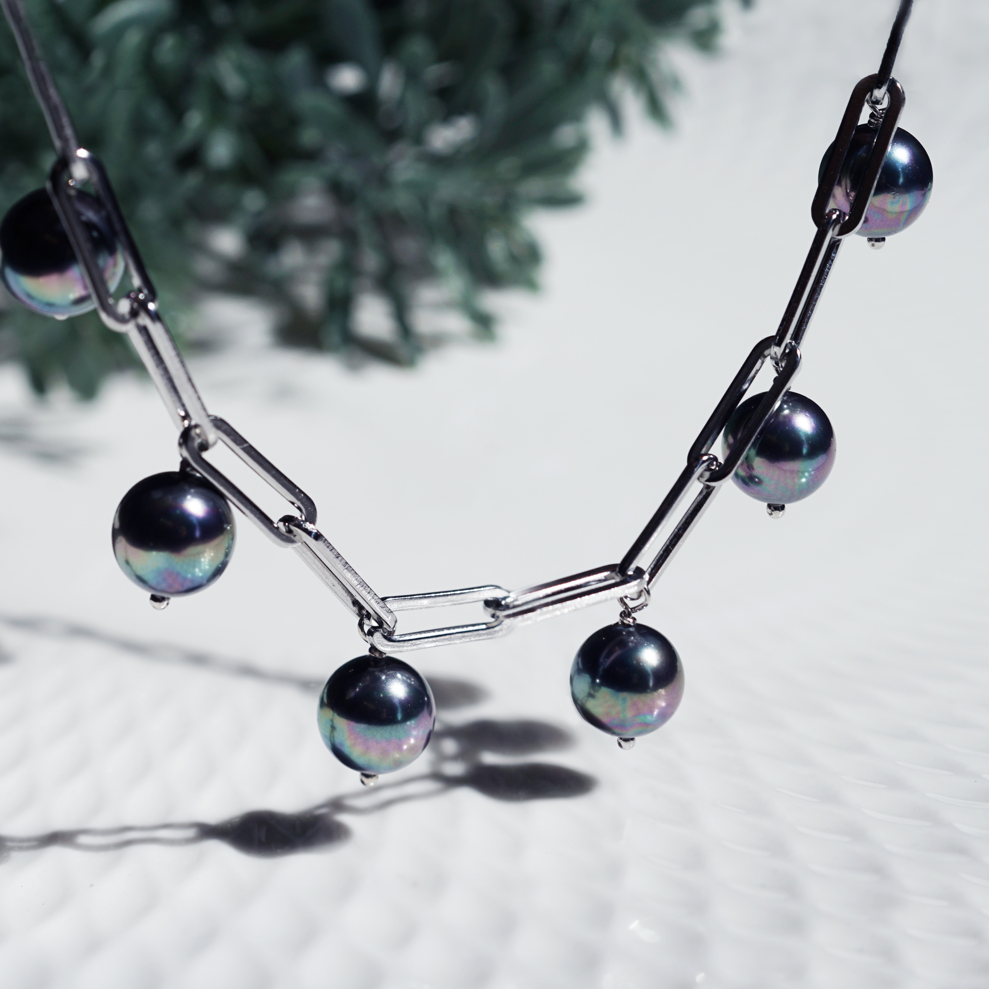 サージカルステンレス★ピーコックパールのマンテル45cmネックレス　～Eveliina