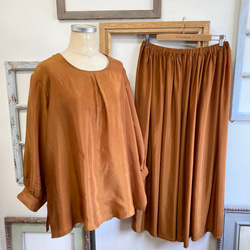 大人可愛い❤️サテン素材のギャザーロングスカート テラコッタオレンジ（サイズフリー L〜L L） 6枚目の画像