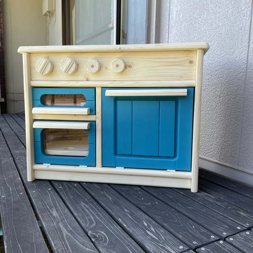 ★彡【新品】おままごと冷蔵庫　クラシック（ホワイト）　おもちゃ　ままごとキッチン おままごと冷蔵庫 クラシック（ホワイト） おもちゃ ままごとキッチン