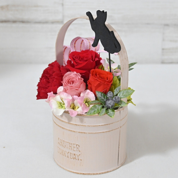 花と猫【赤&ピンク】プリザーブドフラワー 花 猫 フラワーギフト 誕生日 お祝い 猫好き ねこ 5枚目の画像