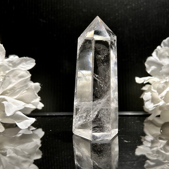 天然石　マニカラン産　ヒマラヤ水晶　ポイント　六角柱　64ｍｍ　天然石インテリアや置物として 1枚目の画像