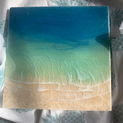 優しく透き通るブルーとエメラルドグリーンの海 3層波 穏やかな気分になれる スクウェアオーシャンレジンアート　.2 2枚目の画像