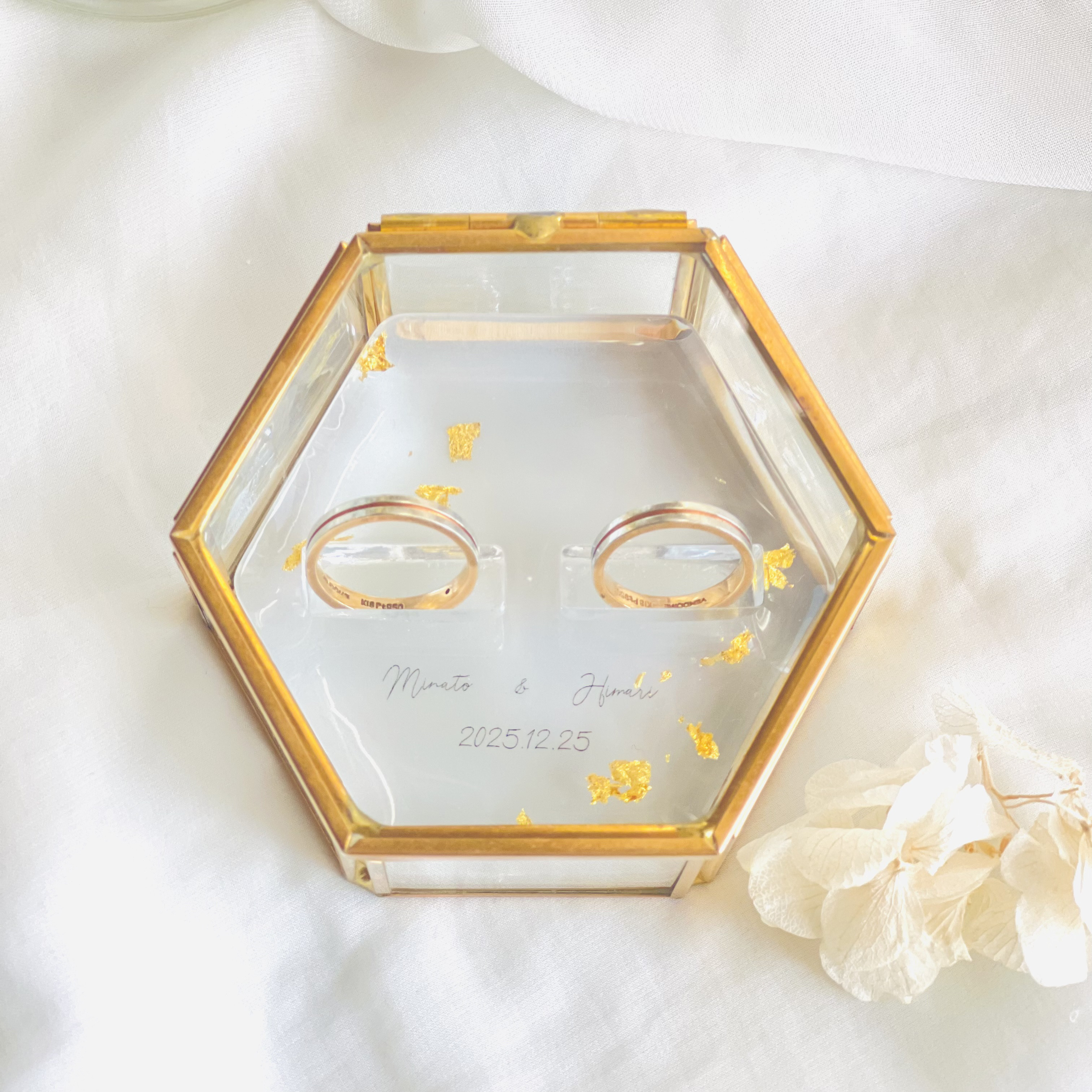 金箔　アシンメトリー　レジンリングピロー　ゴールドガラスケース