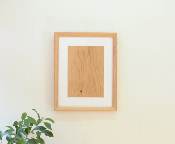 ナラのA4額縁 その他家具 堂谷木工製作所 通販 16445718｜Creema(クリーマ)