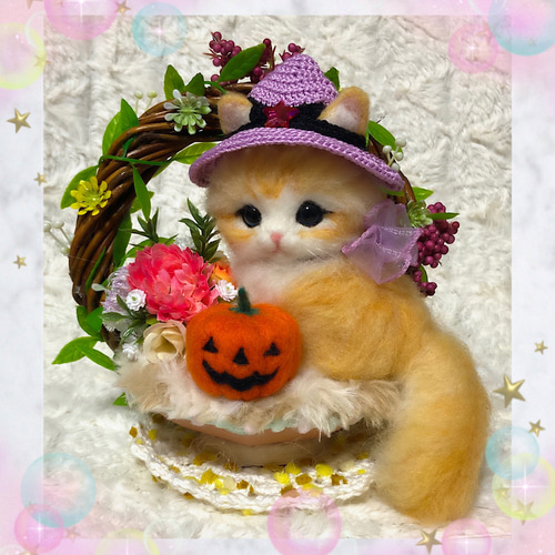 羊毛フェルト。猫。リース台座付き。 羊毛フェルト キサラキララ