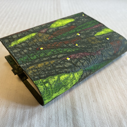 ハンドメイド手縫『アンテロープの革の文庫カバー　SUMMER』 1枚目の画像