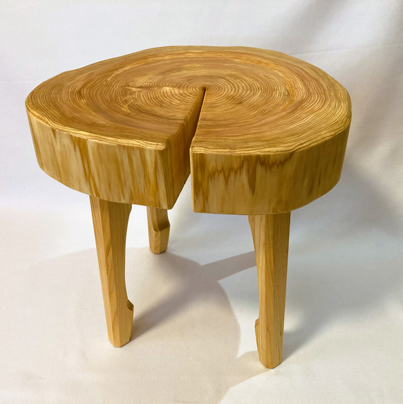 ヒノキ丸太の椅子スツール2 森の丸太くり抜きスツール＜ヒノキ／磨き