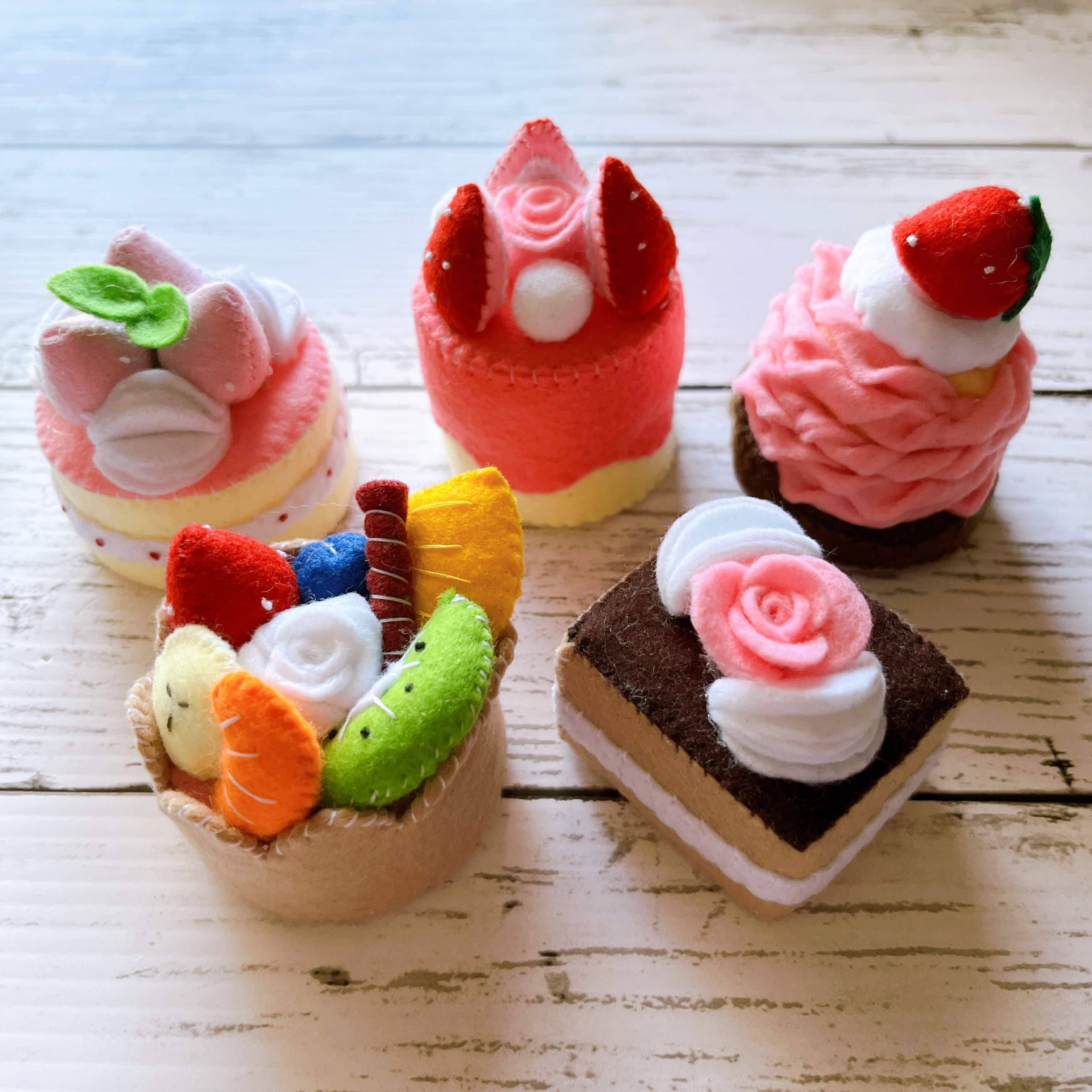 フェルトのケーキ☆フェルトままごと おもちゃ・人形 Tama 通販