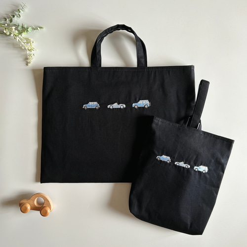 人気海外ブランドアイテム｜ファッション通販 ネイビー・2点セット】サイズ選択可・車の刺繍・レッスンバッグ 手提げ・レッスンバッグ・入園グッズ