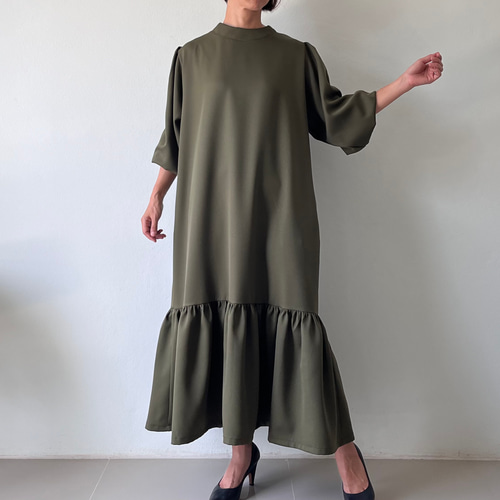 [新品タグ付き]変形ワンピース/秋冬/カーキ/個性的/Y2K 秋冬 切り替えギャザーロングワンピース 【カーキ】 ワンピース