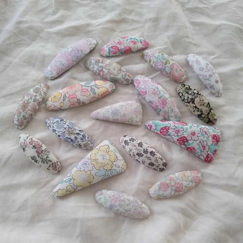 ୨୧ リバティ うるさい パッチンピン オーダー 入荷見本生地 No.2 ୨୧ 