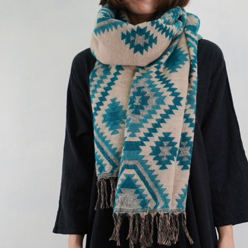 冬支度♩再再販入荷‼‼≪オルテガ柄≫ 大判ストール エメラルドグリーン