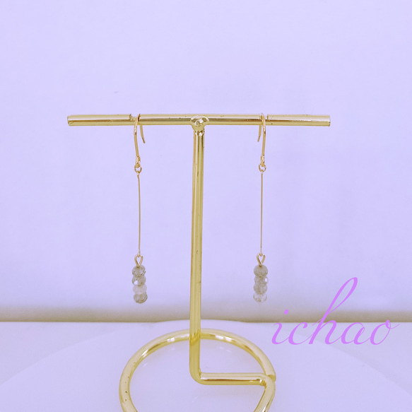 在庫セール☆天然石ラブラドライトが揺れるシンプルピアス／イヤリング 3枚目の画像