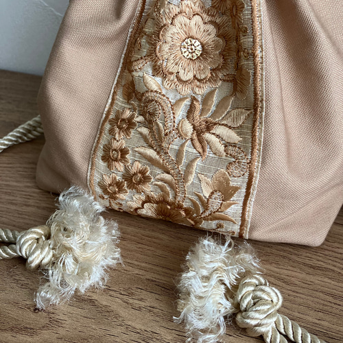 インド刺繍リボン　巾着ショルダーバッグ　オーダー品 インド刺繍リボン＊巾着バッグ ショルダーバッグ 肩掛け