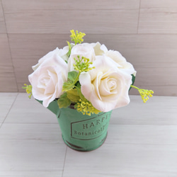 ❀クレイフラワー❀可愛い♪クレイのいちごとバラのアレンジメント❀春