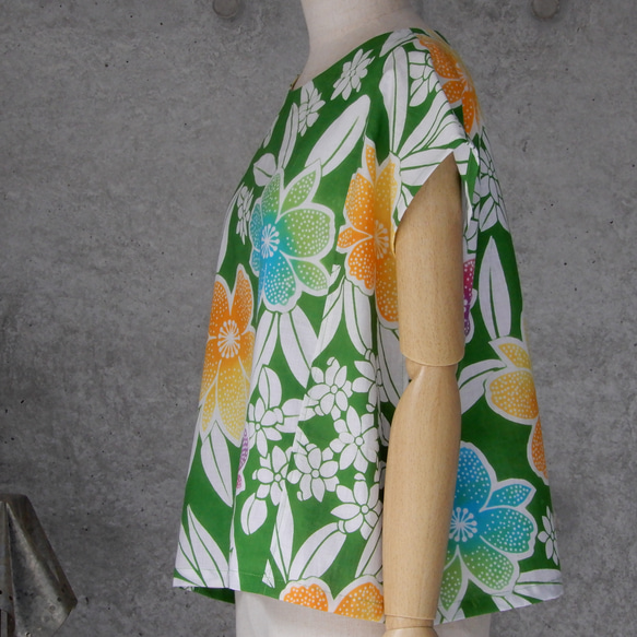 着物リメイク　浴衣のTブラウス/ M  フレンチ袖　　 5枚目の画像